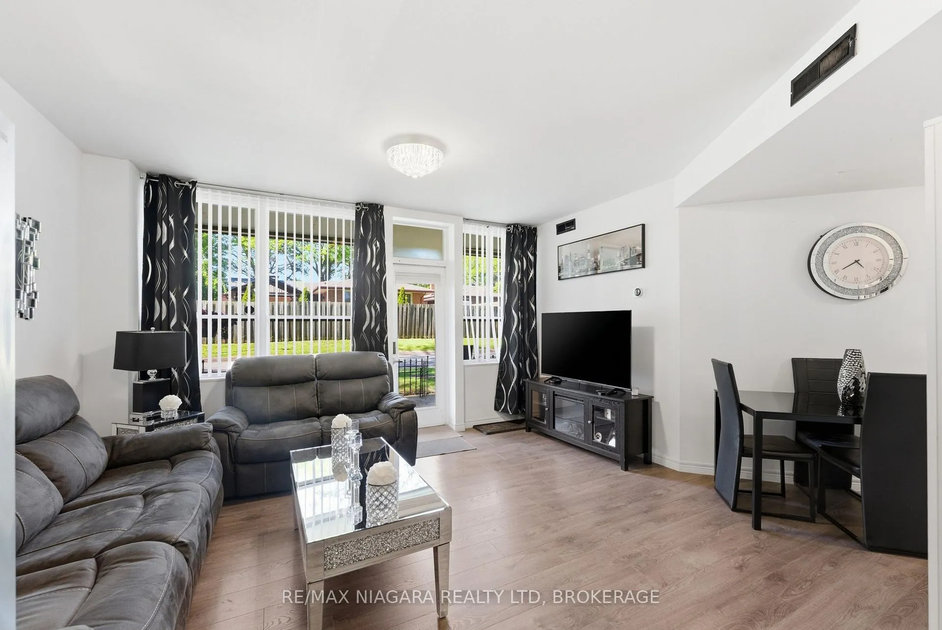 Photo 11 of Unit 110, 6350 Dorchester Road, Niagara Falls, Dorchester — HOMEH