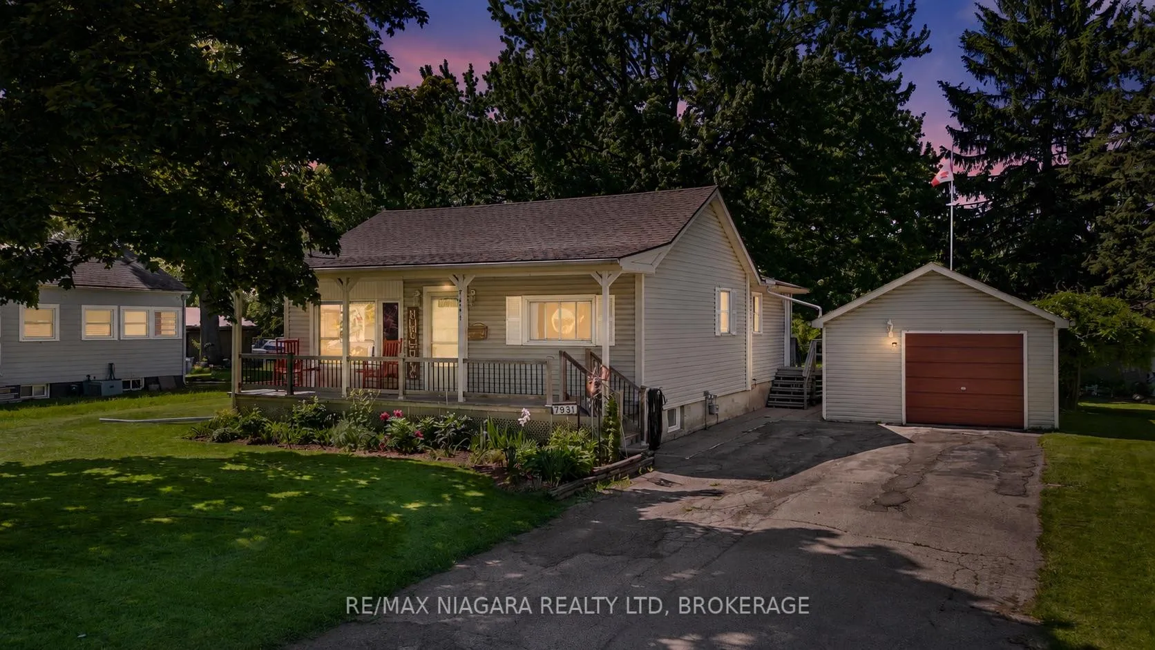 Photo 1 of 7931 Watson Street, Niagara Falls, Ascot — HOMEH