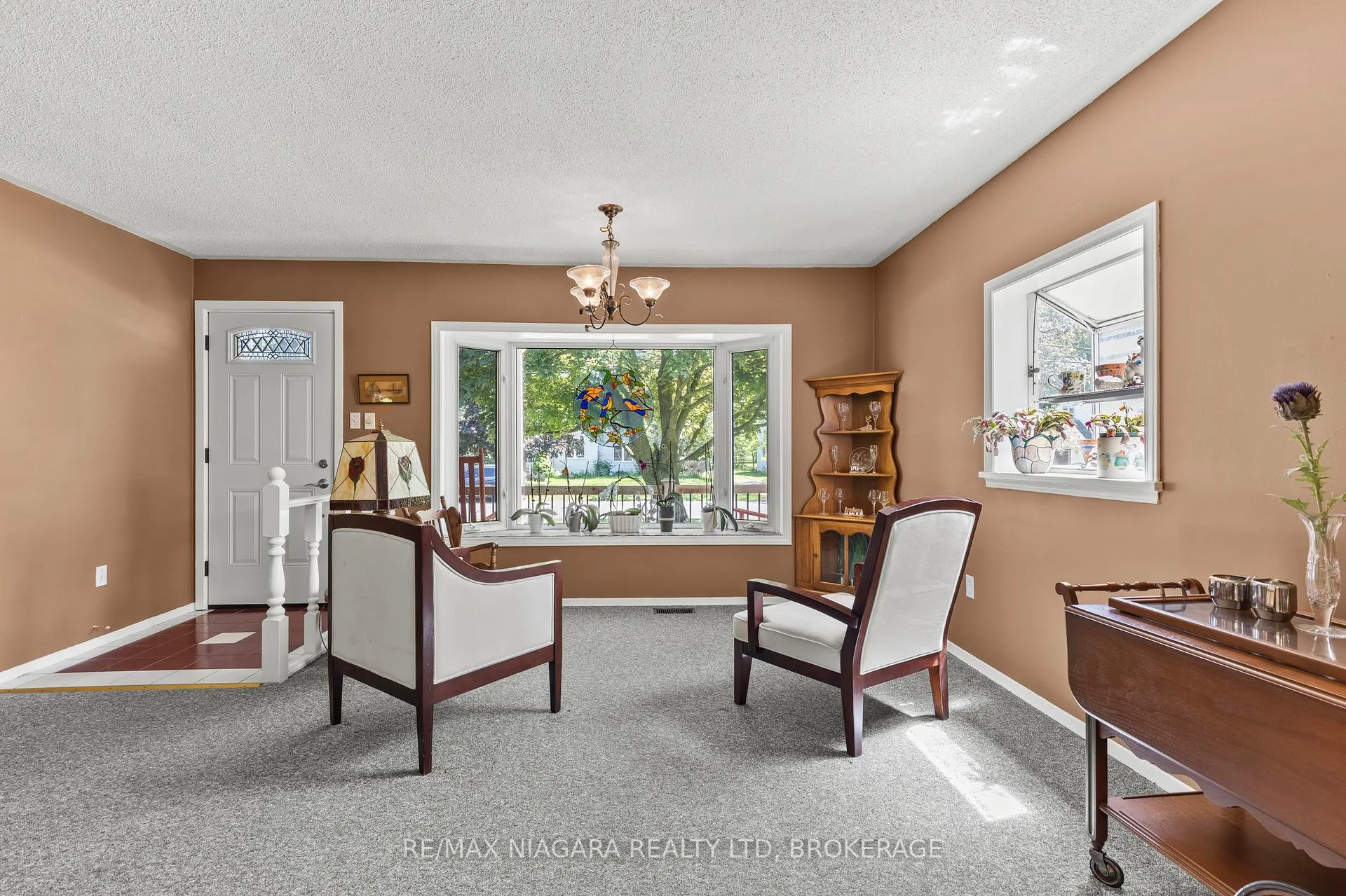 Photo 6 of 7931 Watson Street, Niagara Falls, Ascot — HOMEH