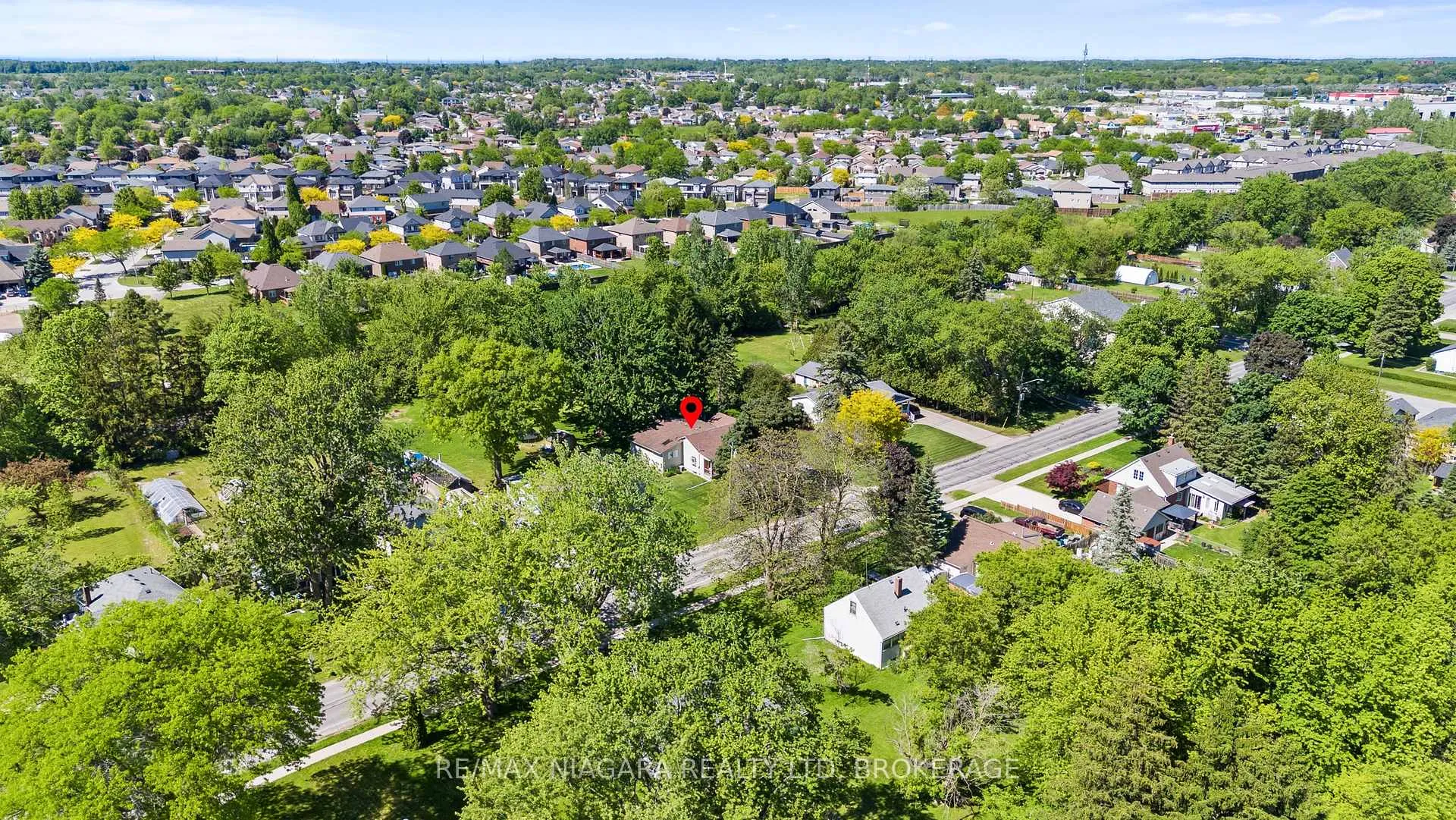 Photo 31 of 7931 Watson Street, Niagara Falls, Ascot — HOMEH