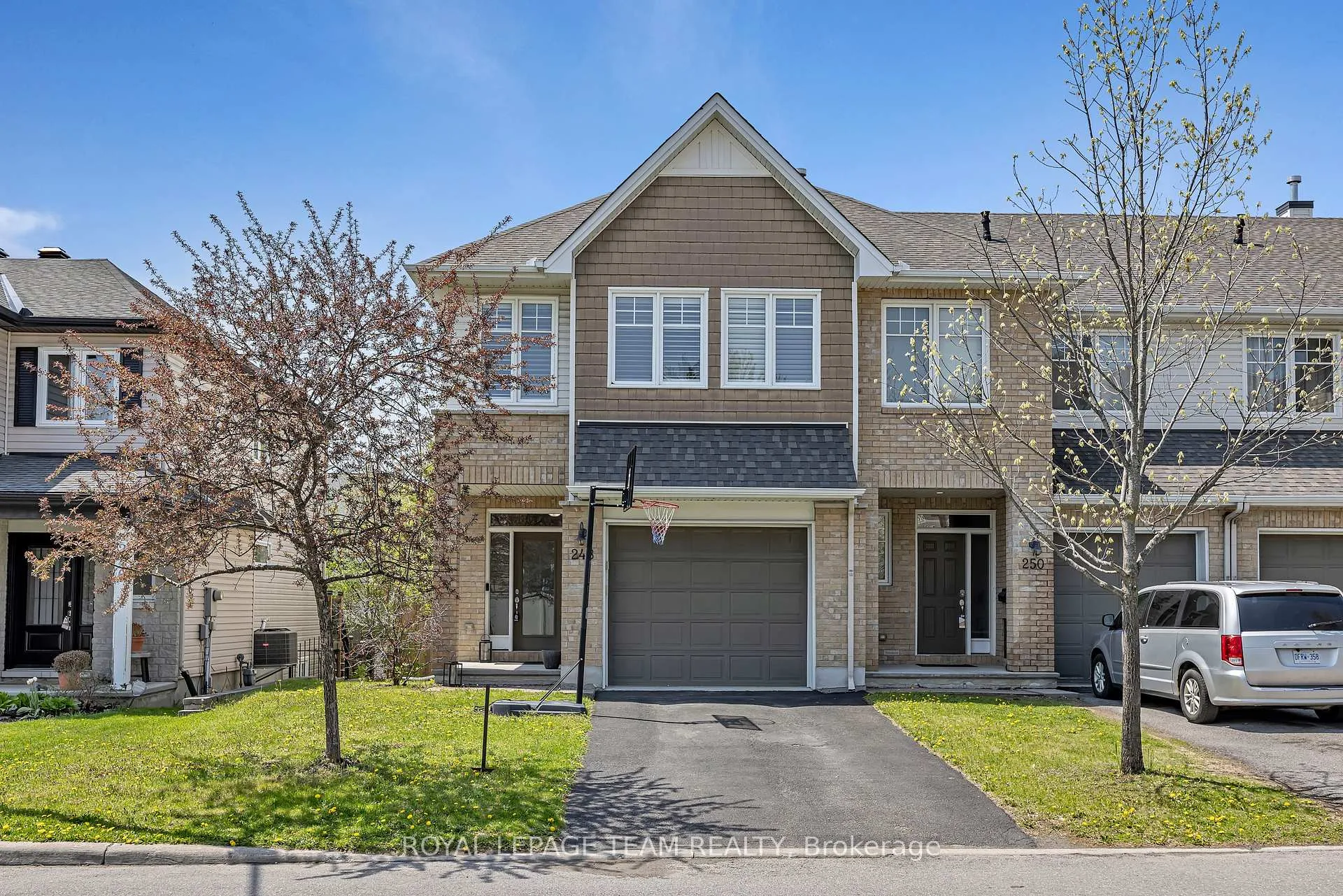 Photo 2 of 248 Meadowlilly Road, Ottawa, Blossom Park/Kemp Park/Findlay Creek — HOMEH