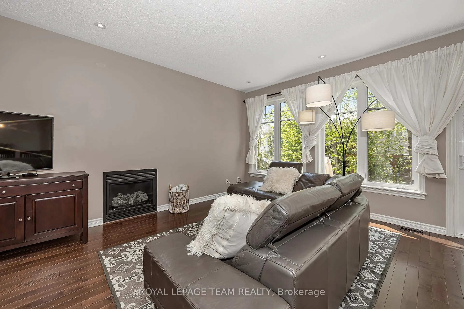 Photo 8 of 248 Meadowlilly Road, Ottawa, Blossom Park/Kemp Park/Findlay Creek — HOMEH