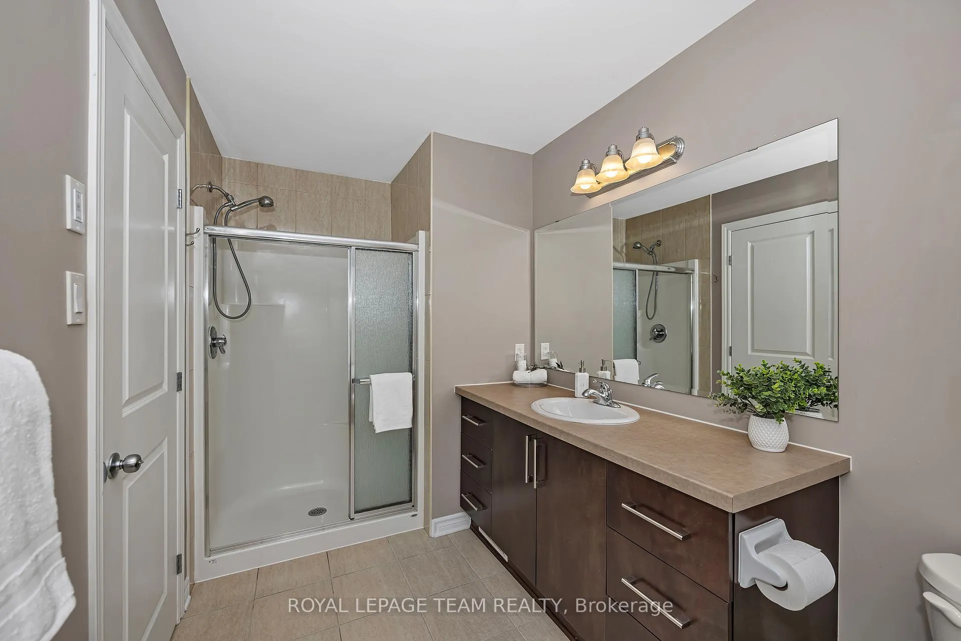 Photo 24 of 248 Meadowlilly Road, Ottawa, Blossom Park/Kemp Park/Findlay Creek — HOMEH