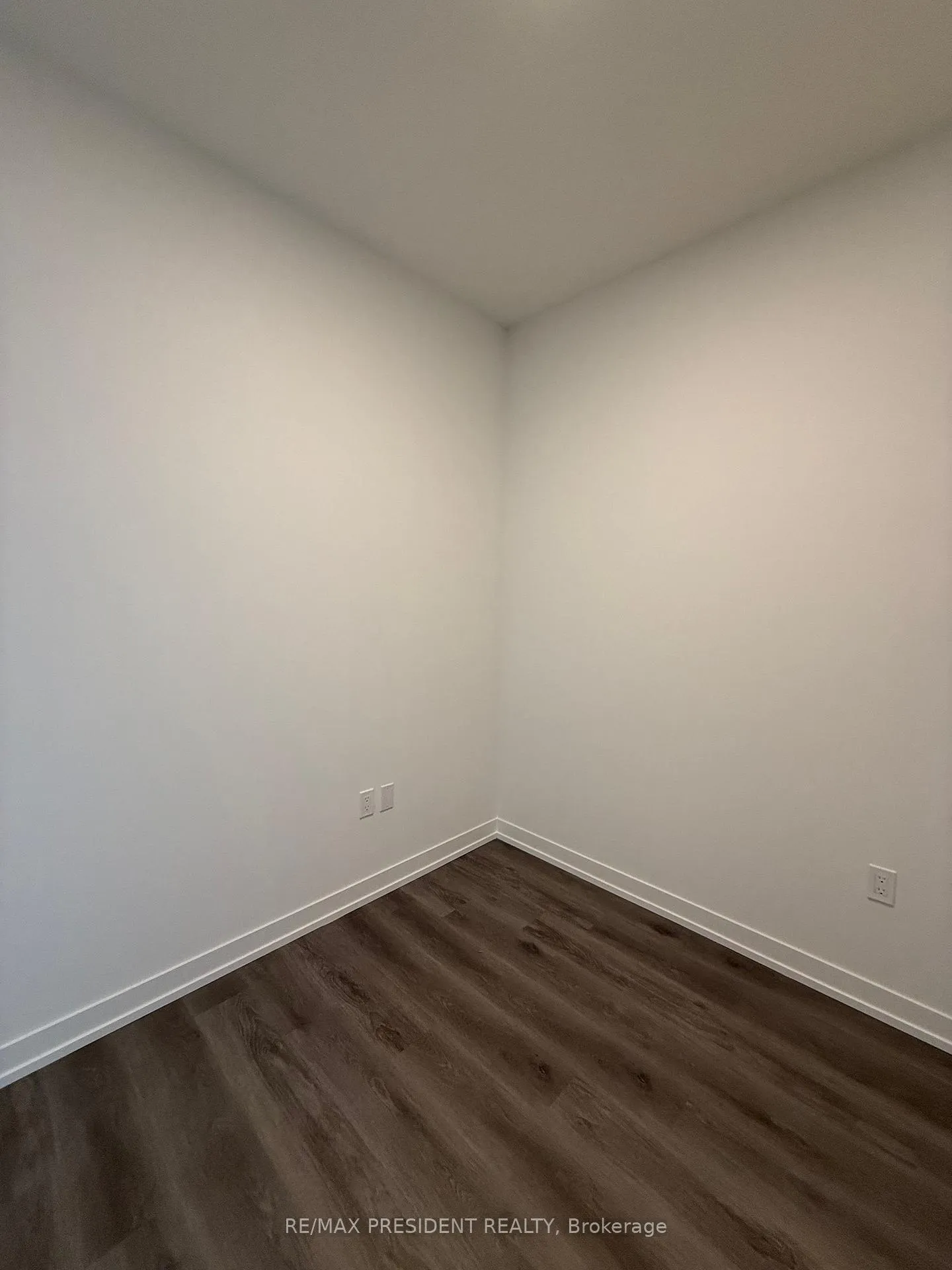 Photo 5 of Unit 2307, 225 Commerce Street, Vaughan, Vaughan Corporate Centre — HOMEH