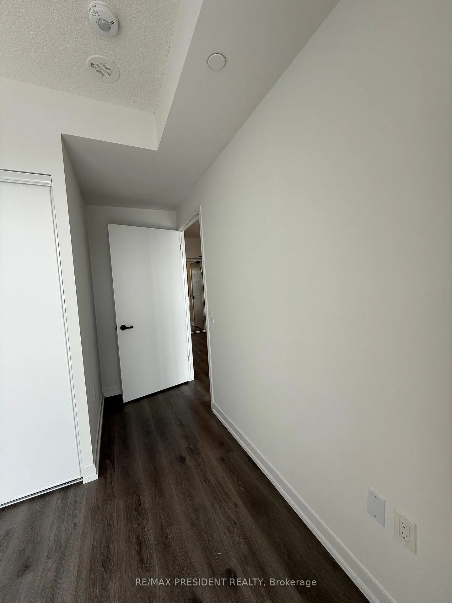 Photo 11 of Unit 2307, 225 Commerce Street, Vaughan, Vaughan Corporate Centre — HOMEH
