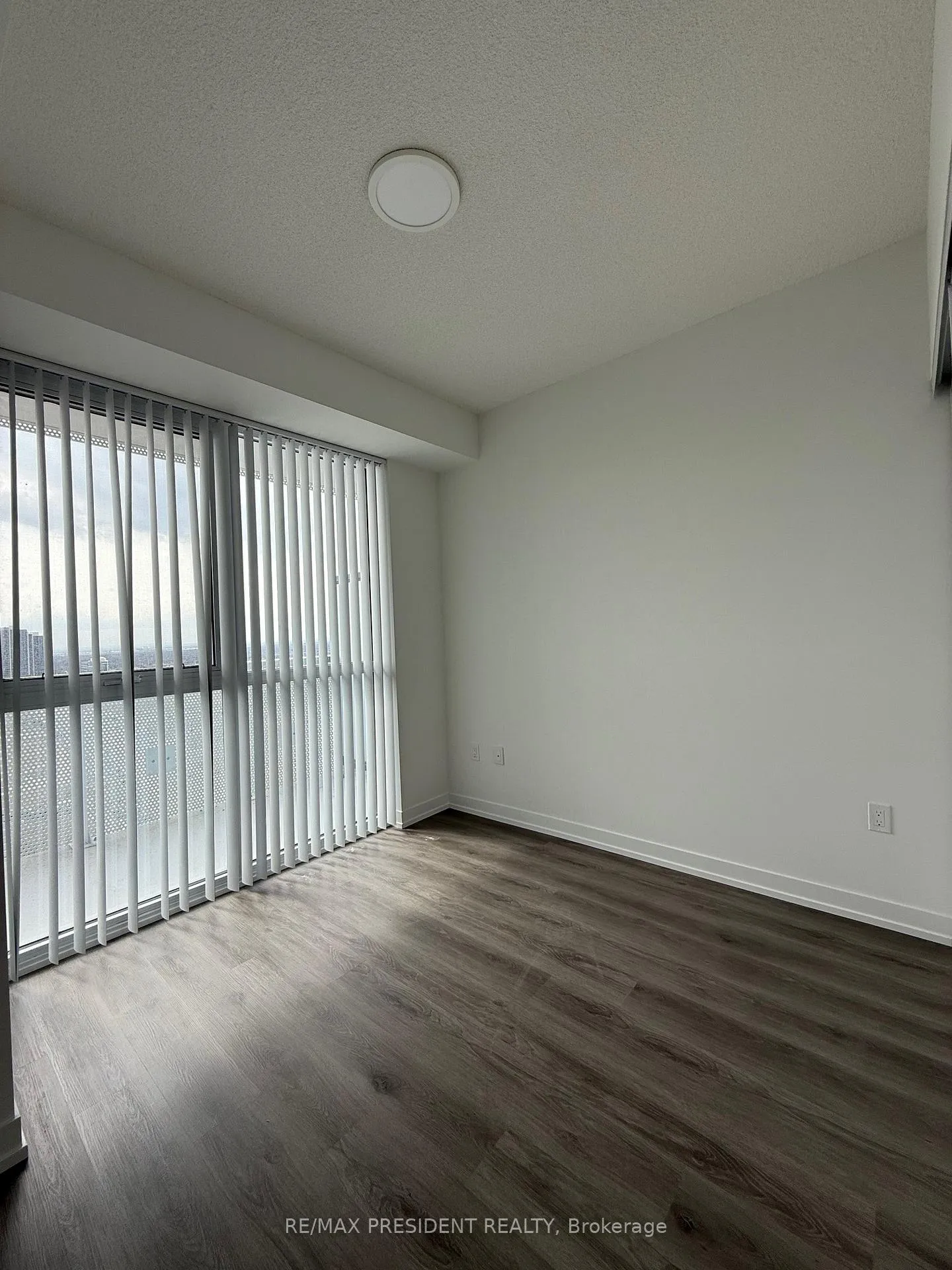 Photo 12 of Unit 2307, 225 Commerce Street, Vaughan, Vaughan Corporate Centre — HOMEH
