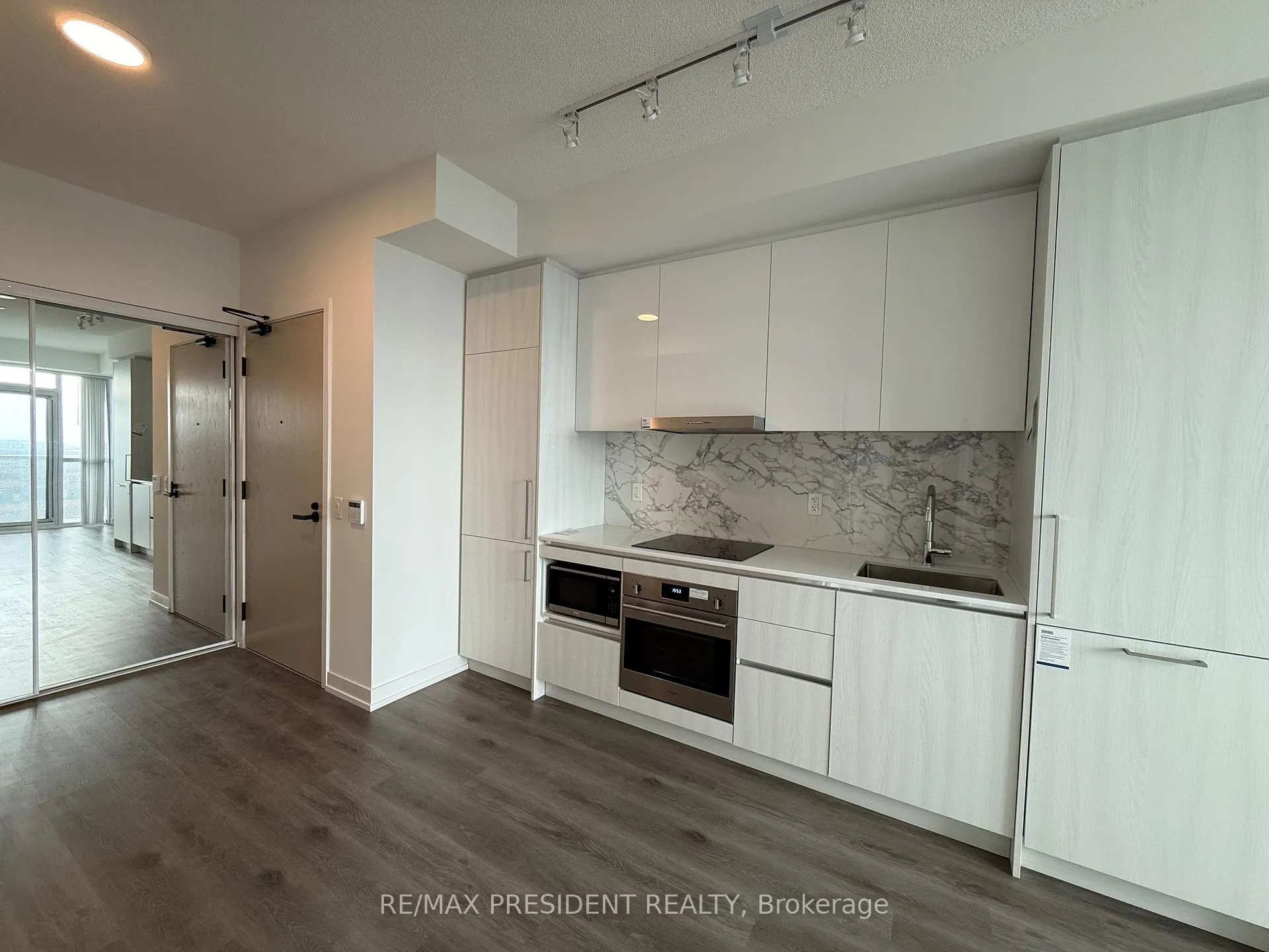 Photo 15 of Unit 2307, 225 Commerce Street, Vaughan, Vaughan Corporate Centre — HOMEH