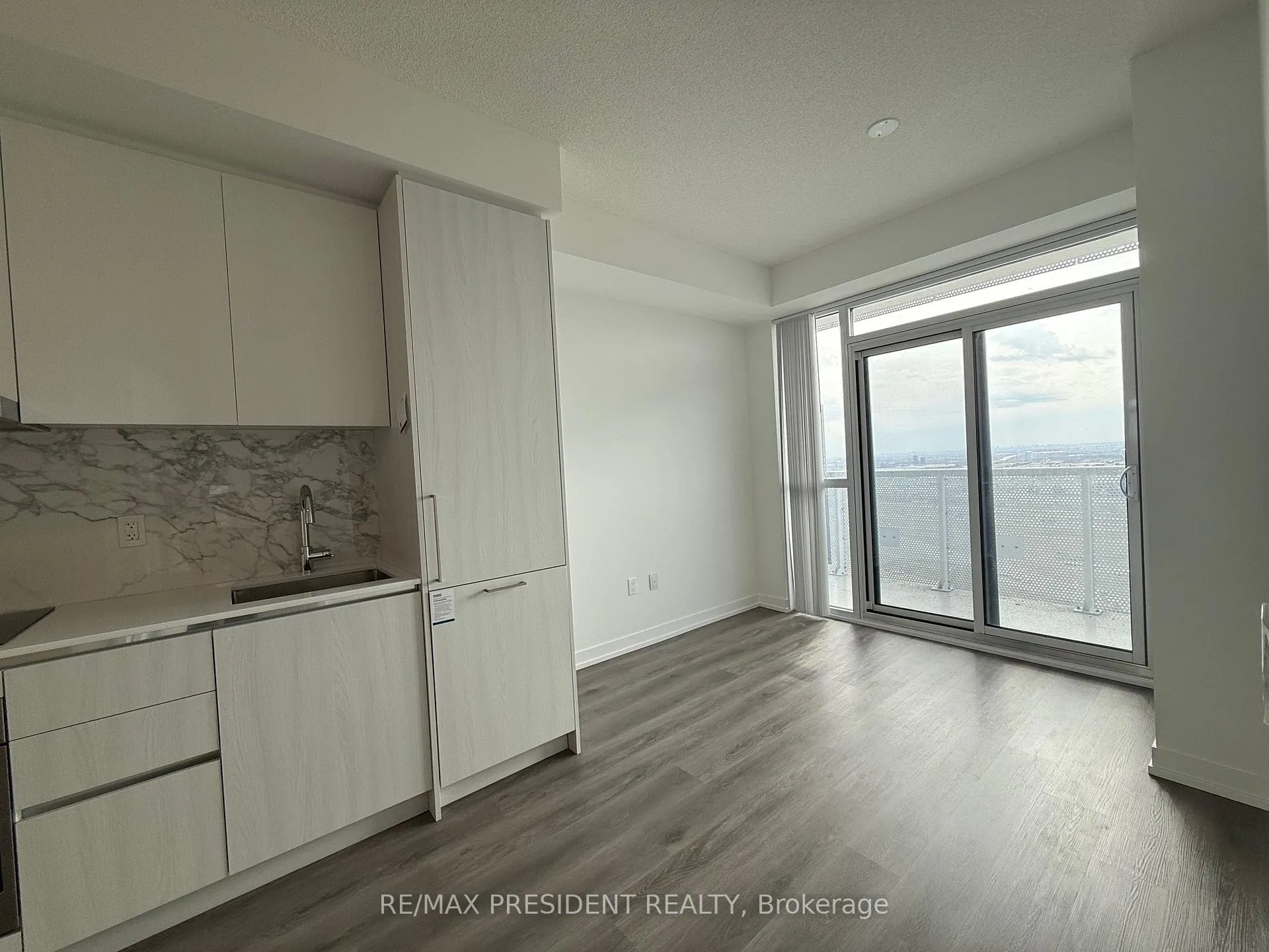 Photo 17 of Unit 2307, 225 Commerce Street, Vaughan, Vaughan Corporate Centre — HOMEH