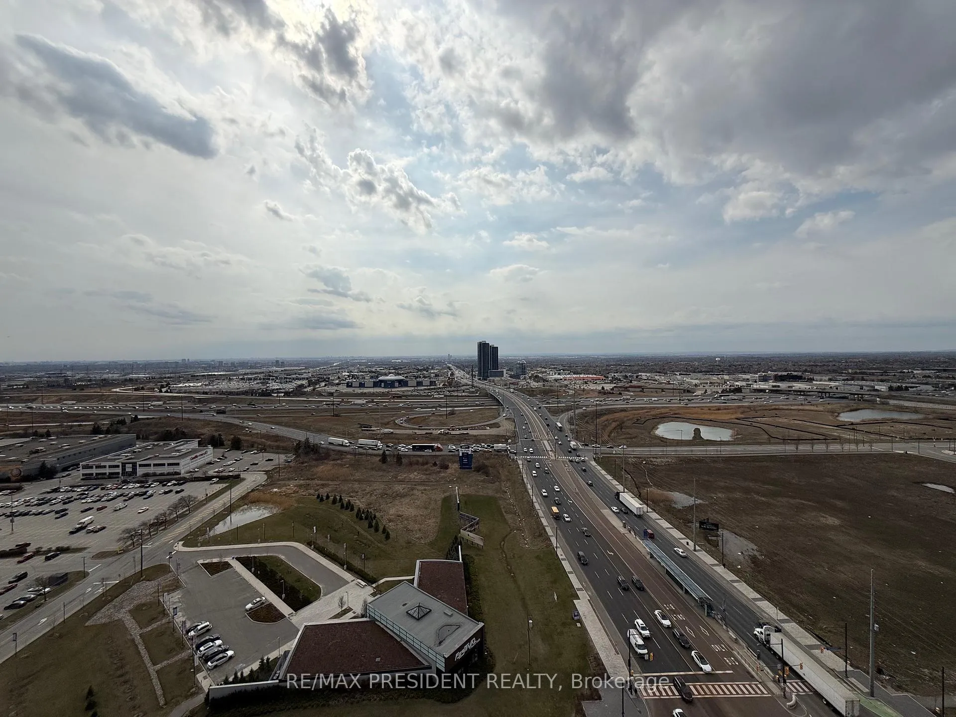 Photo 21 of Unit 2307, 225 Commerce Street, Vaughan, Vaughan Corporate Centre — HOMEH