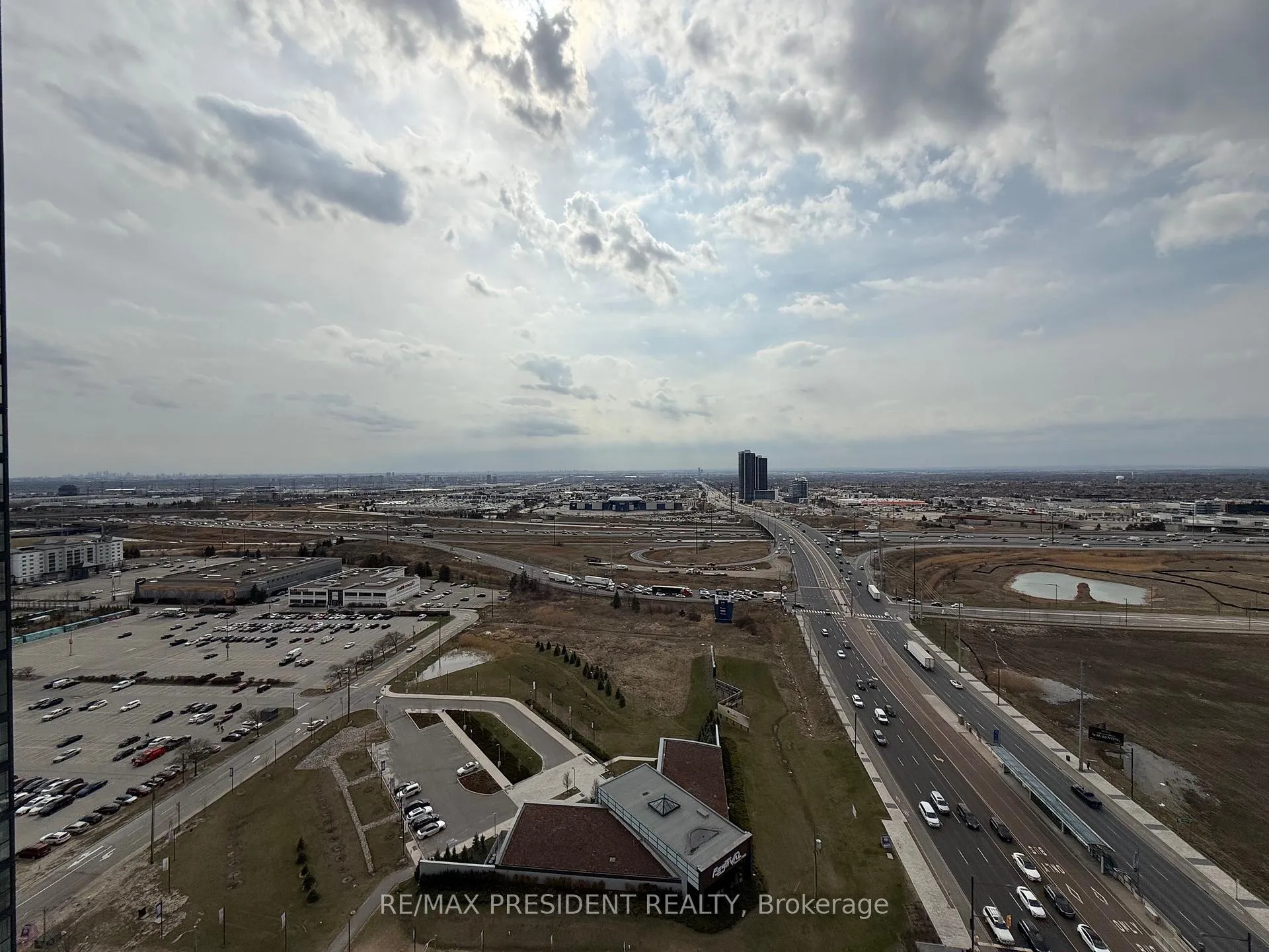 Photo 22 of Unit 2307, 225 Commerce Street, Vaughan, Vaughan Corporate Centre — HOMEH