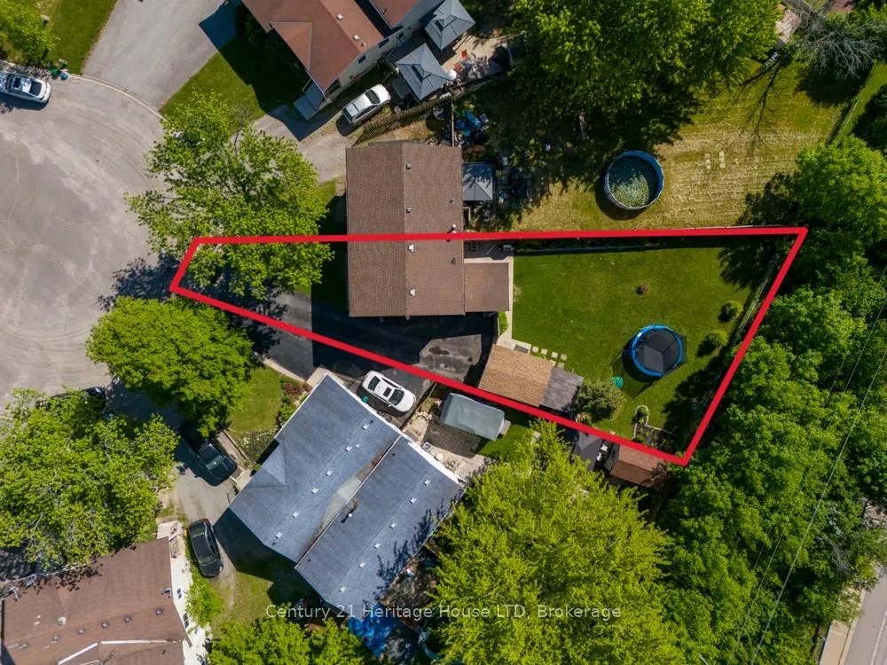 Photo 28 of 20 Baldwin Circle, Thorold, Confederation Heights — HOMEH