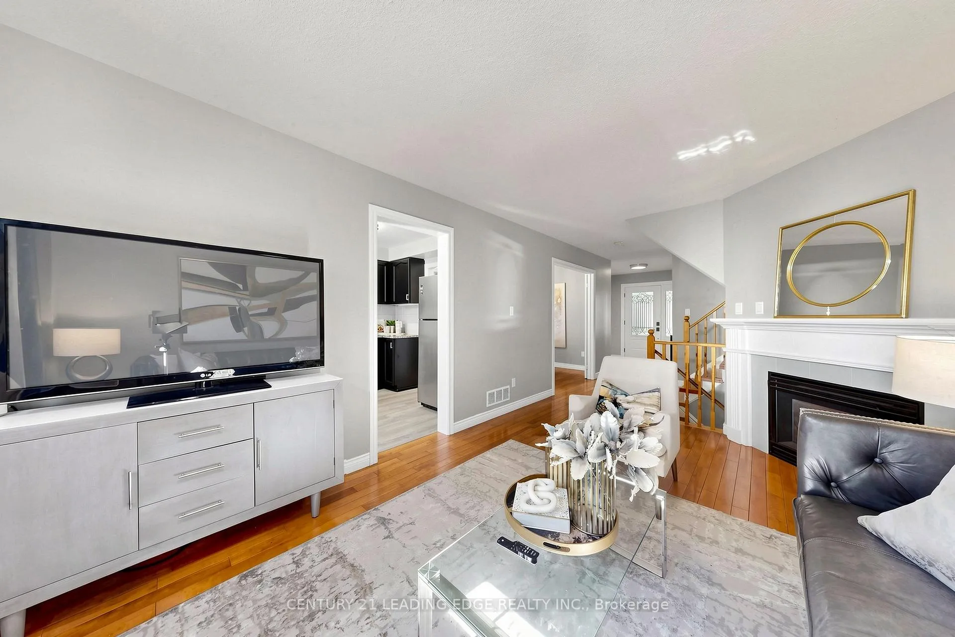 Photo 11 of 689 Sundance Circle, Oshawa, Northglen — HOMEH