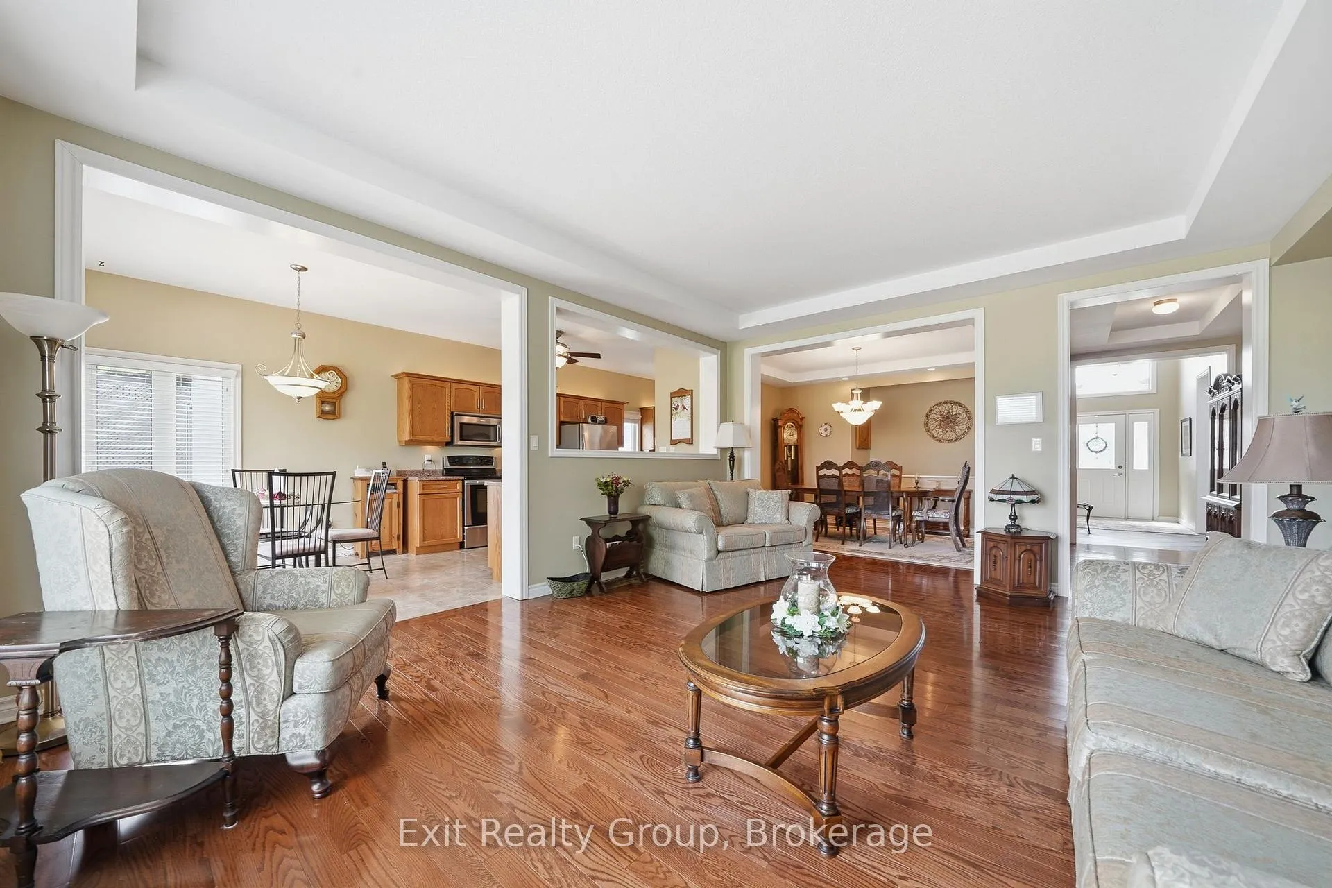 Photo 16 of 37 Aletha Drive, Prince Edward County, Wellington Ward — HOMEH