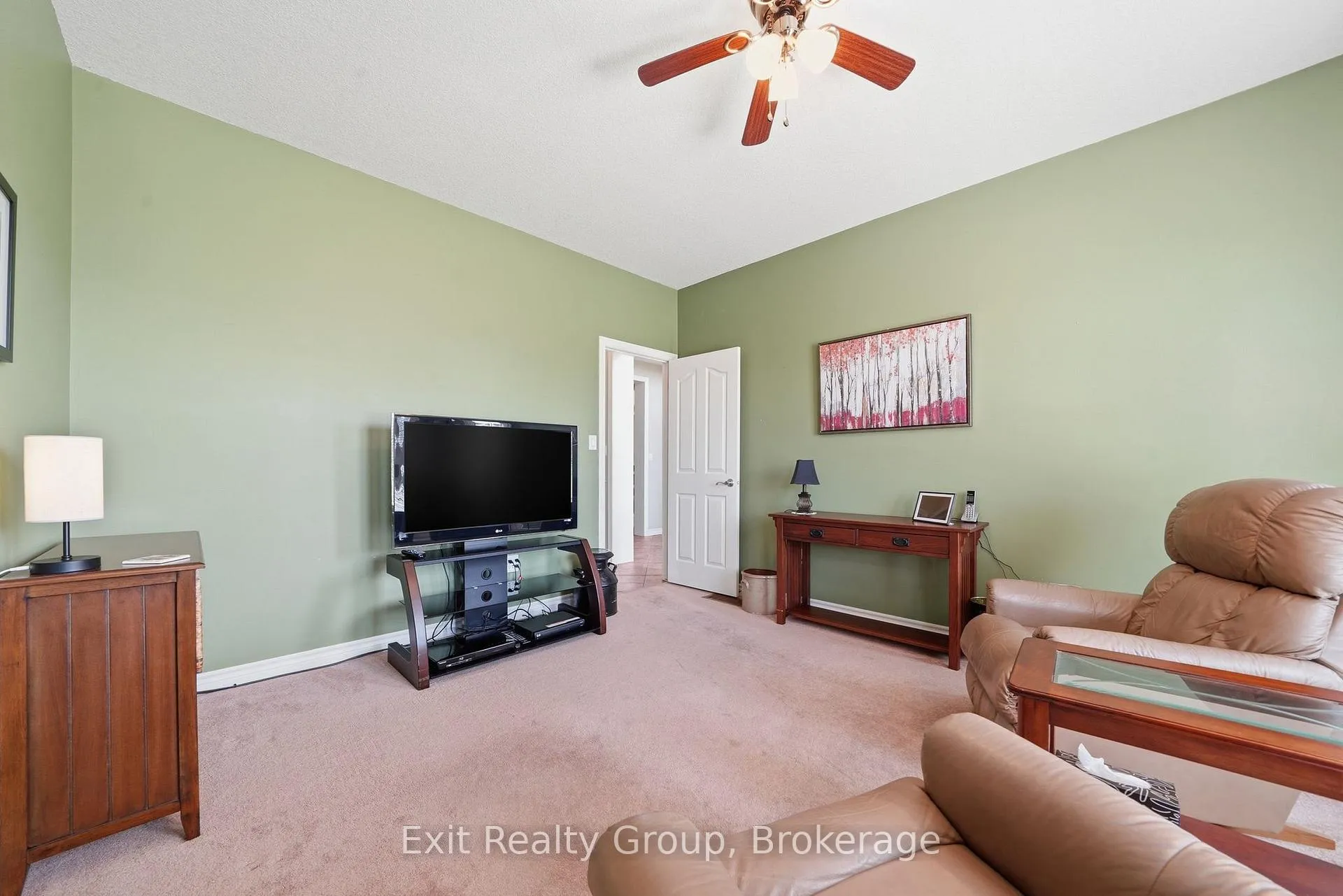 Photo 18 of 37 Aletha Drive, Prince Edward County, Wellington Ward — HOMEH