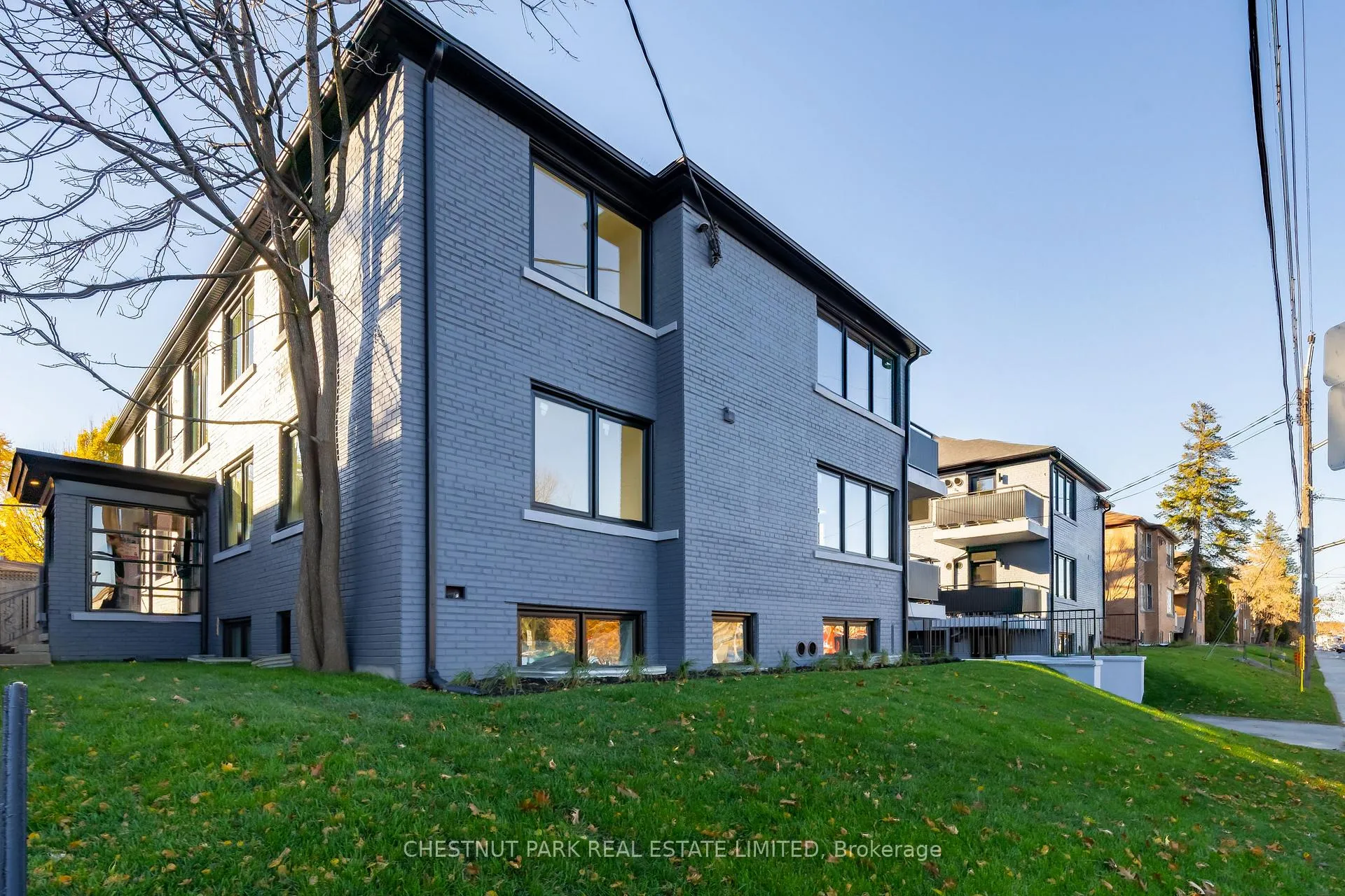 Photo 1 of Unit 4, 1470 Avenue Road, Toronto, Bedford Park-Nortown — HOMEH