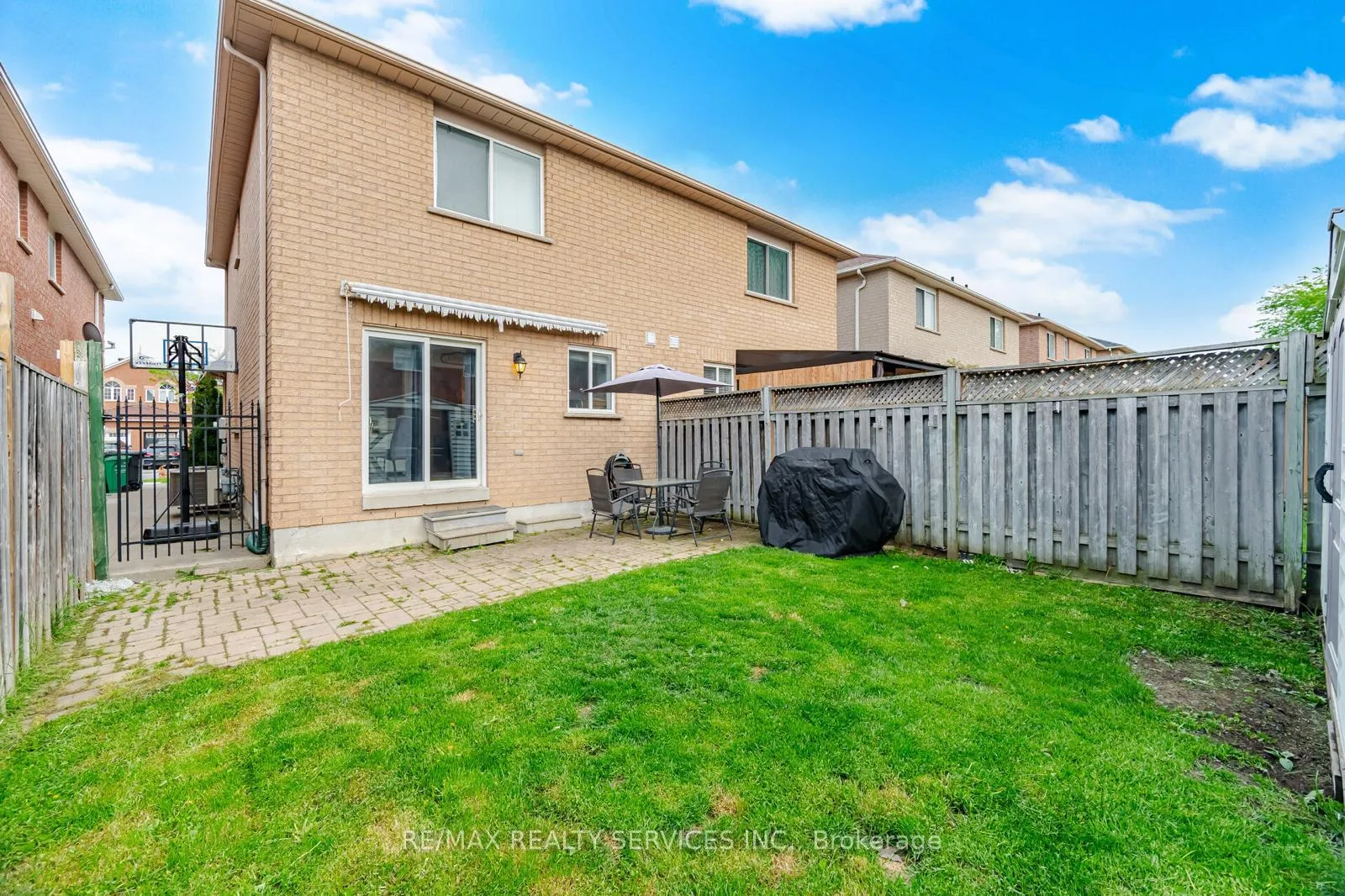 Photo 29 of 188 Tiller Trail, Brampton, Fletcher's Creek Village — HOMEH