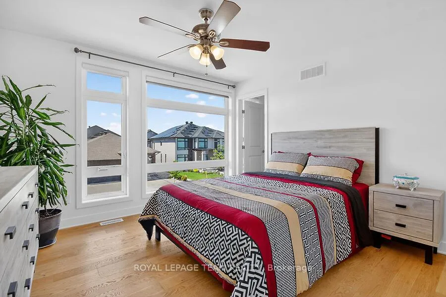 Photo 33 of 950 Islington Way, Ottawa, Leitrim — HOMEH