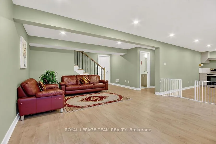 Photo 41 of 950 Islington Way, Ottawa, Leitrim — HOMEH
