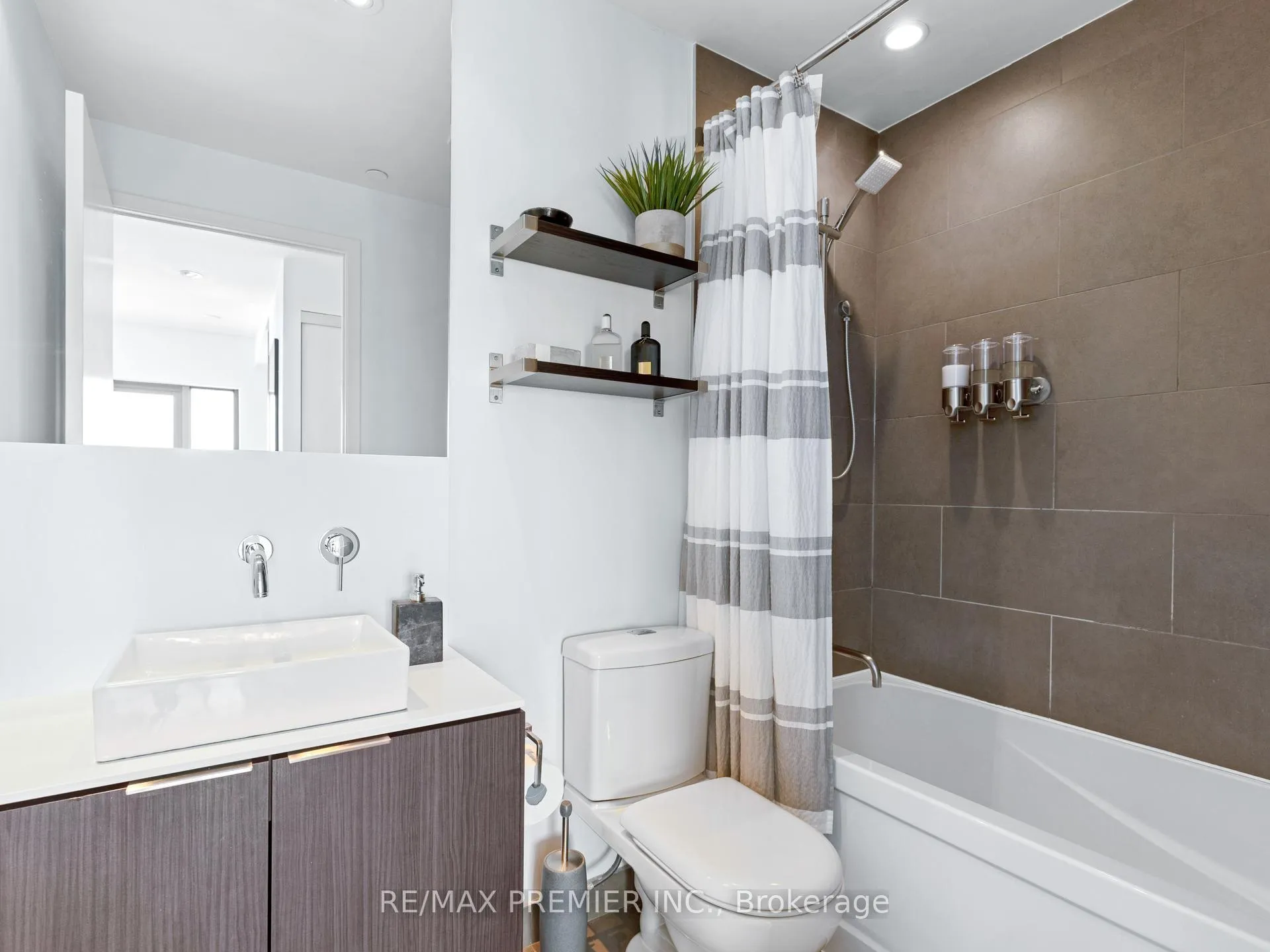Photo 12 of Unit 3609, 159 Dundas Street E, Toronto, Church-Yonge Corridor — HOMEH