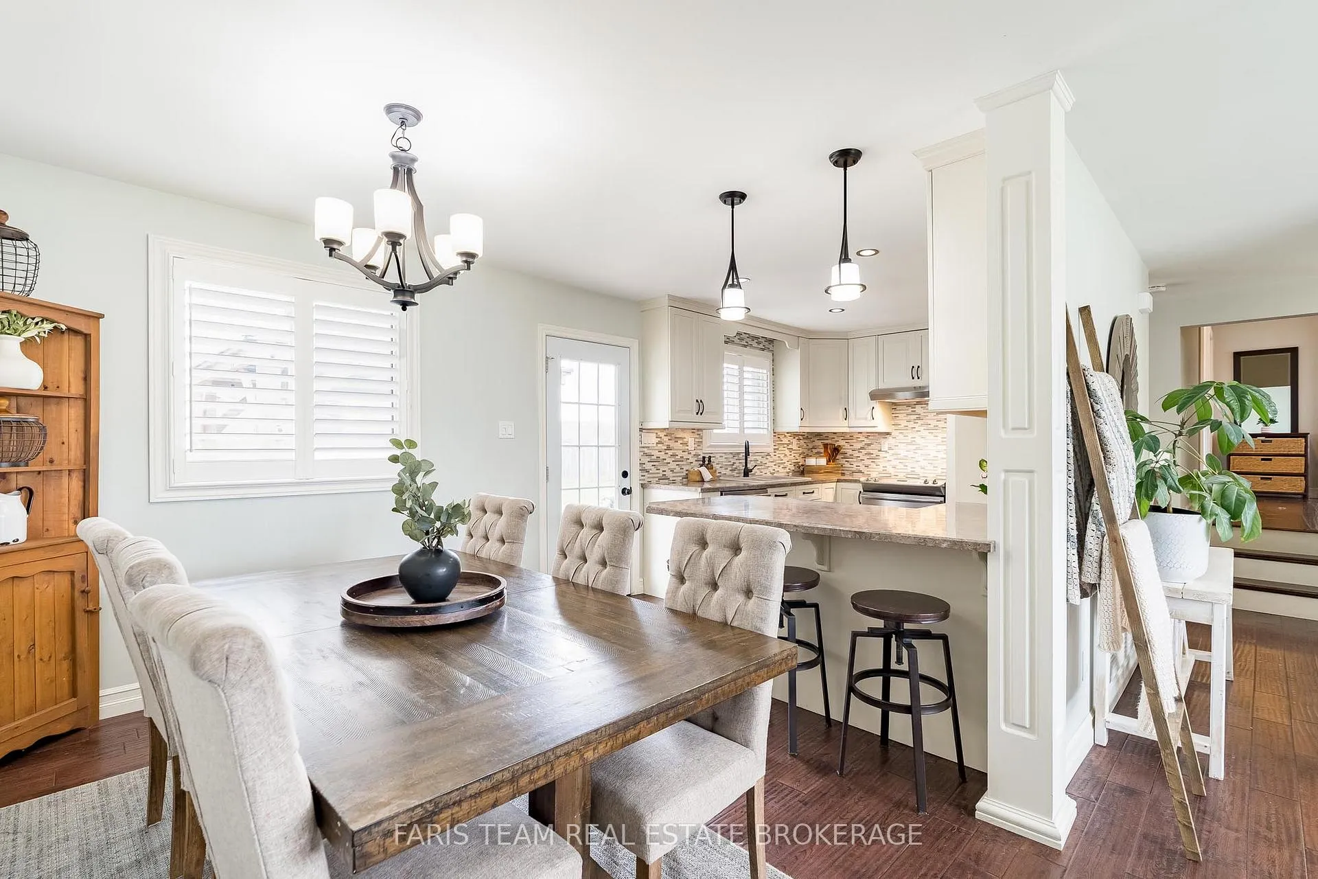 Photo 14 of 201 Christopher Street, Clearview, Stayner — HOMEH