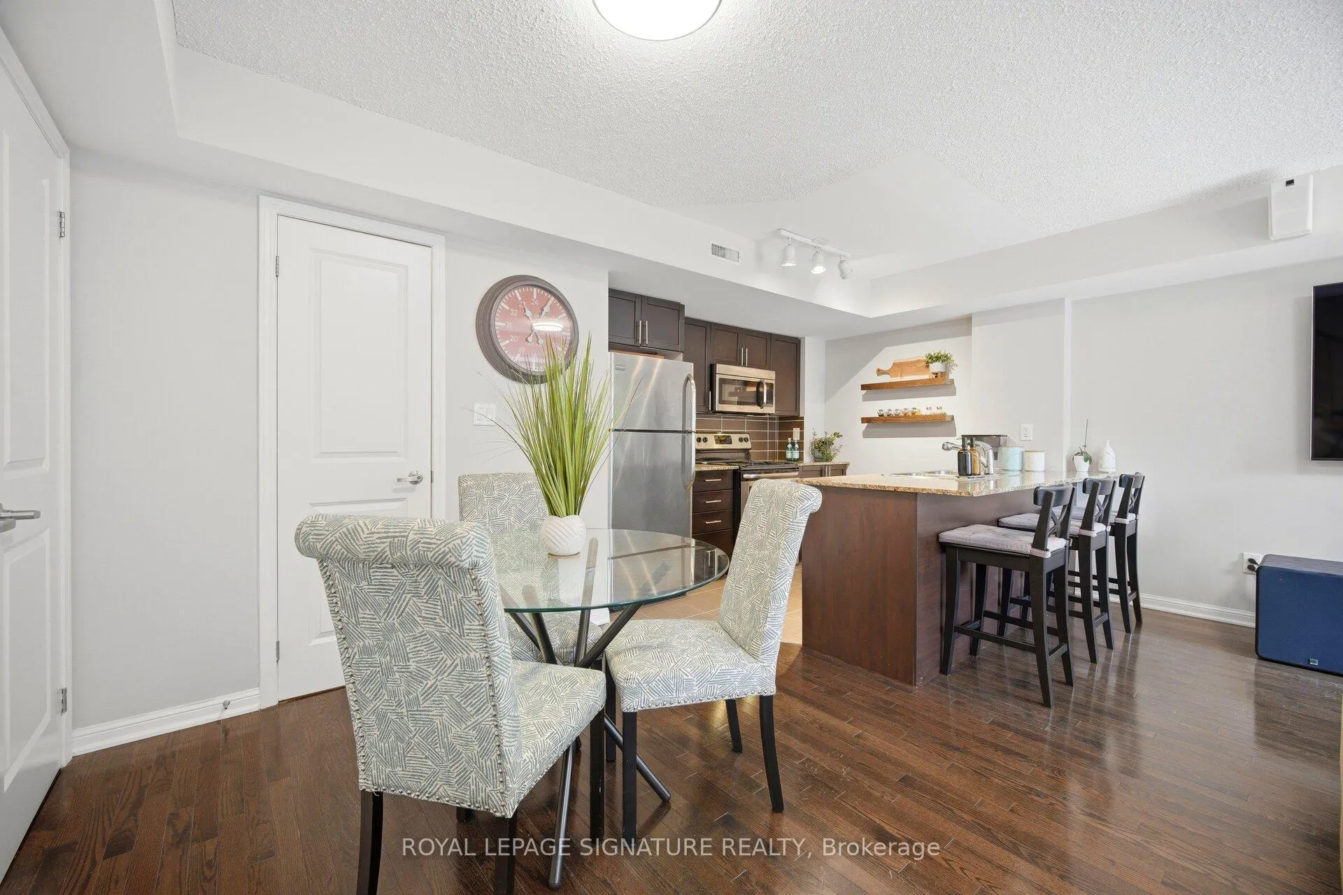 Photo 15 of Unit 162, 8 Foundry Avenue, Toronto, Dovercourt-Wallace Emerson-Junction — HOMEH