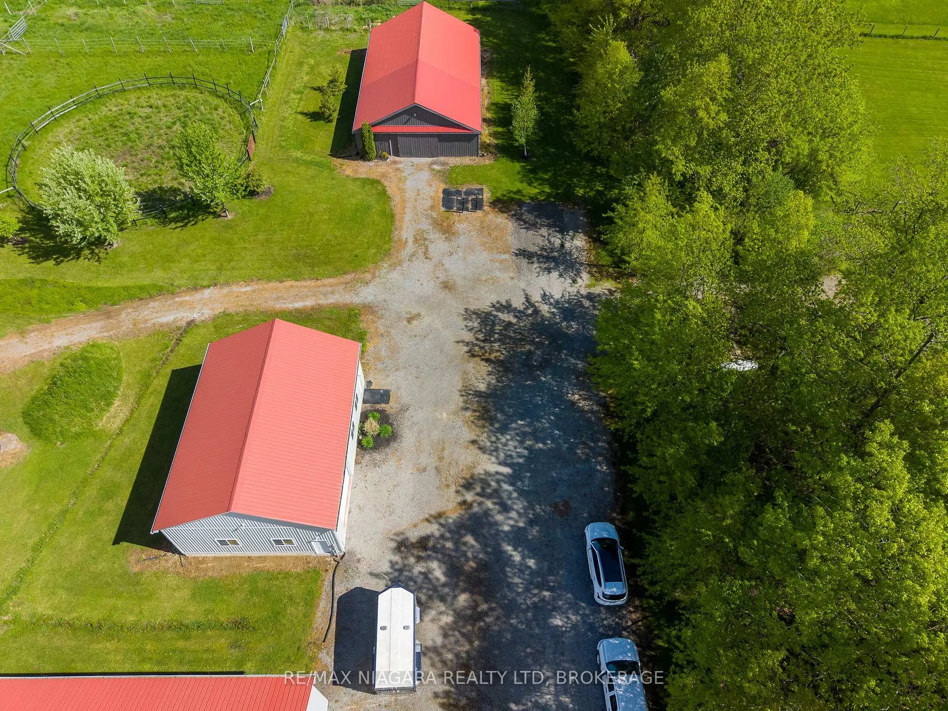 Photo 11 of 8001 Netherby Road, Niagara Falls, Schisler — HOMEH
