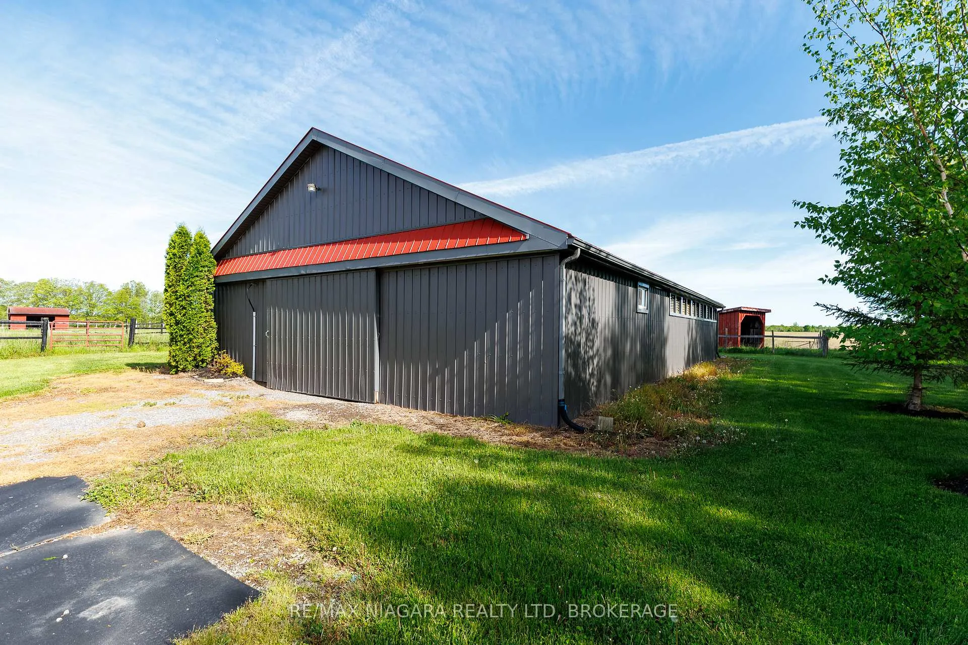 Photo 21 of 8001 Netherby Road, Niagara Falls, Schisler — HOMEH
