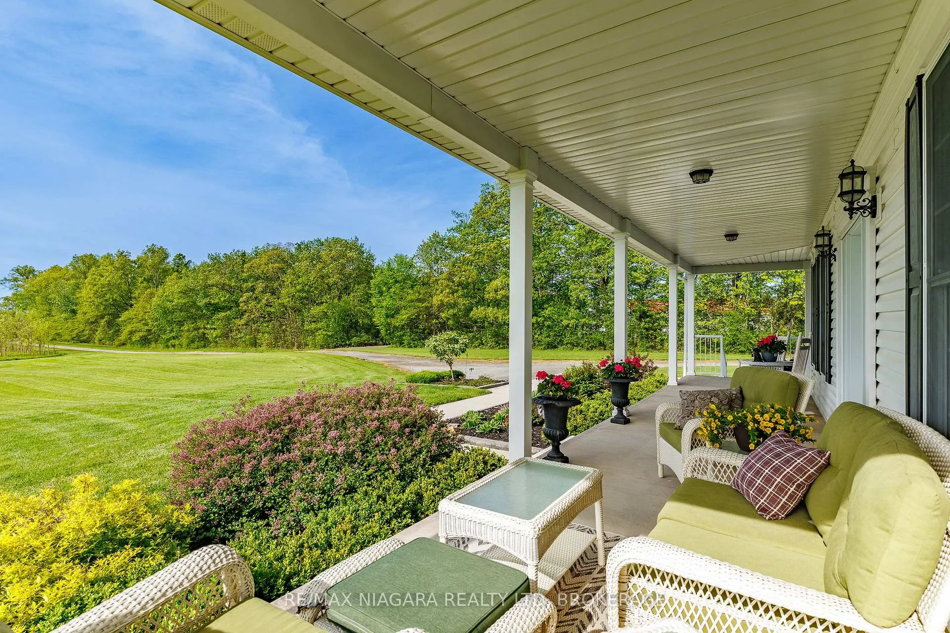 Photo 28 of 8001 Netherby Road, Niagara Falls, Schisler — HOMEH