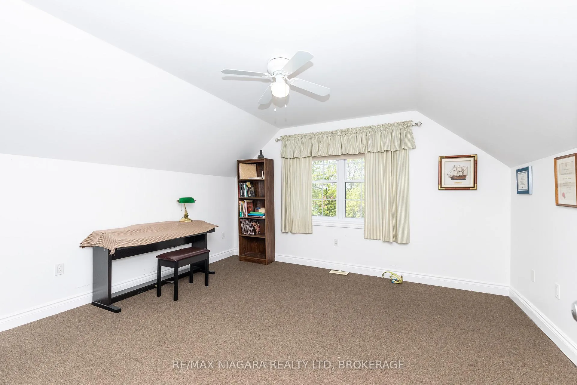 Photo 47 of 8001 Netherby Road, Niagara Falls, Schisler — HOMEH