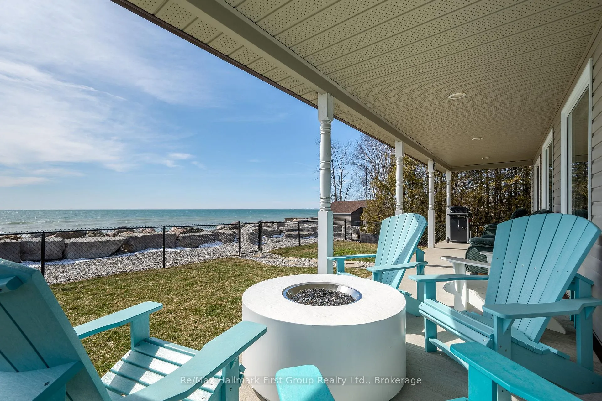 Photo 3 of 44 Greenway Circle, Brighton, Rural Brighton — HOMEH