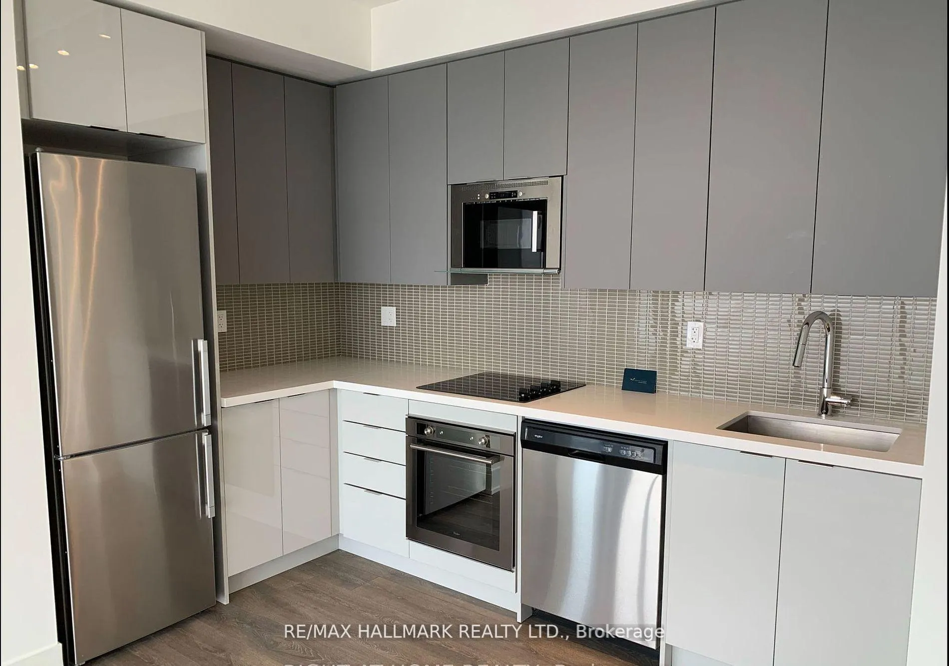 Photo 4 of Unit 1008, 2916 Highway 7, Vaughan, Concord — HOMEH