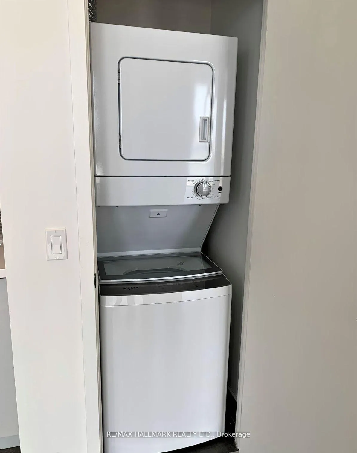 Photo 9 of Unit 1008, 2916 Highway 7, Vaughan, Concord — HOMEH