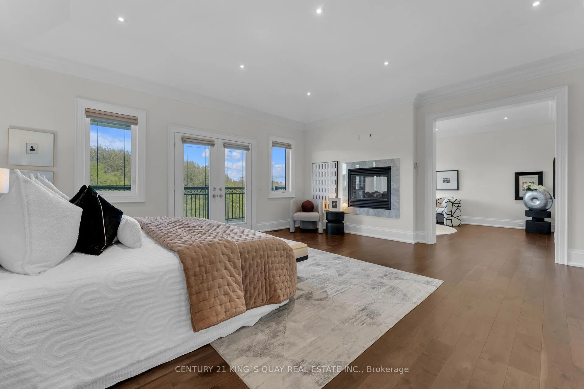 Photo 51 of Unit 32, 32 Hogan Court, King, King City — HOMEH