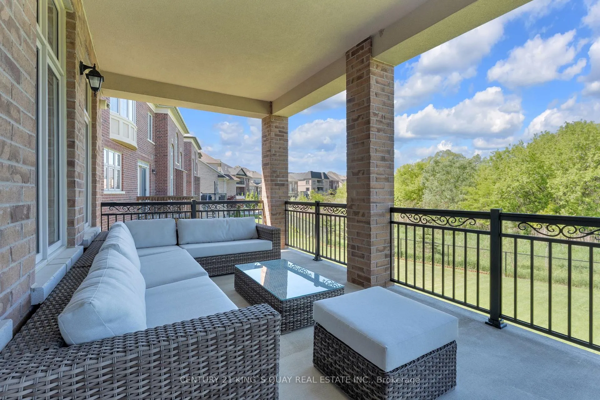 Photo 29 of Unit 32, 32 Hogan Court, King, King City — HOMEH
