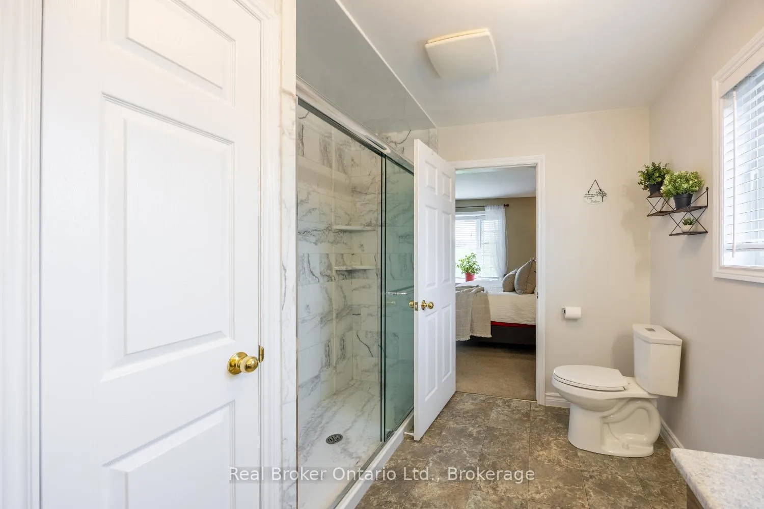 Photo 13 of 71 Morgan Road, Belleville, Thurlow Ward — HOMEH