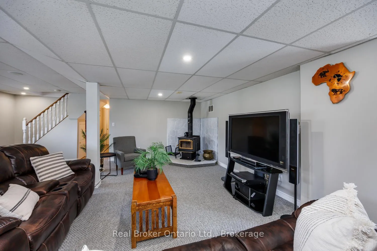 Photo 17 of 71 Morgan Road, Belleville, Thurlow Ward — HOMEH