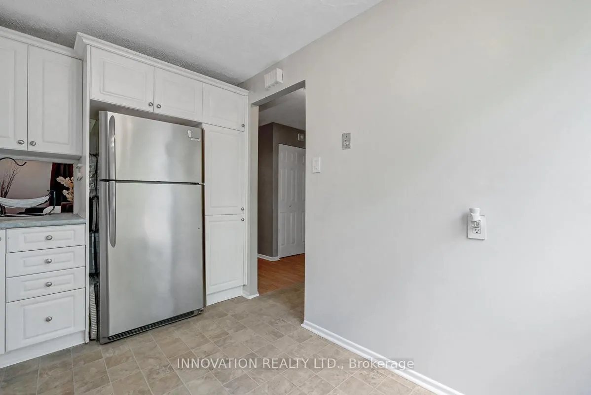 Photo 17 of 2113 Stonehenge Crescent, Ottawa, Pineview — HOMEH