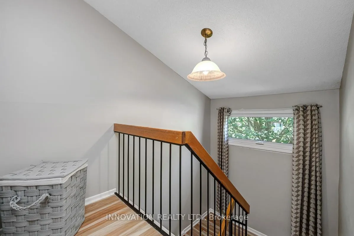 Photo 20 of 2113 Stonehenge Crescent, Ottawa, Pineview — HOMEH