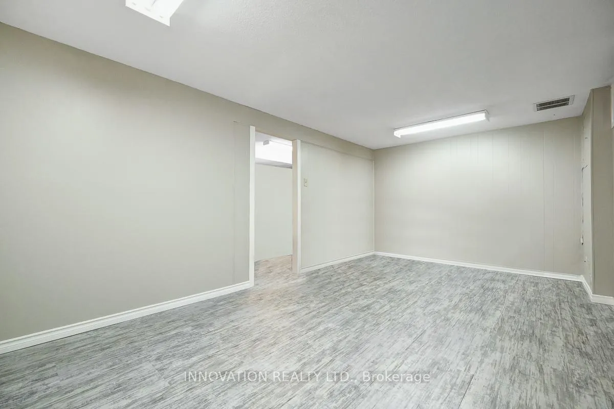 Photo 28 of 2113 Stonehenge Crescent, Ottawa, Pineview — HOMEH