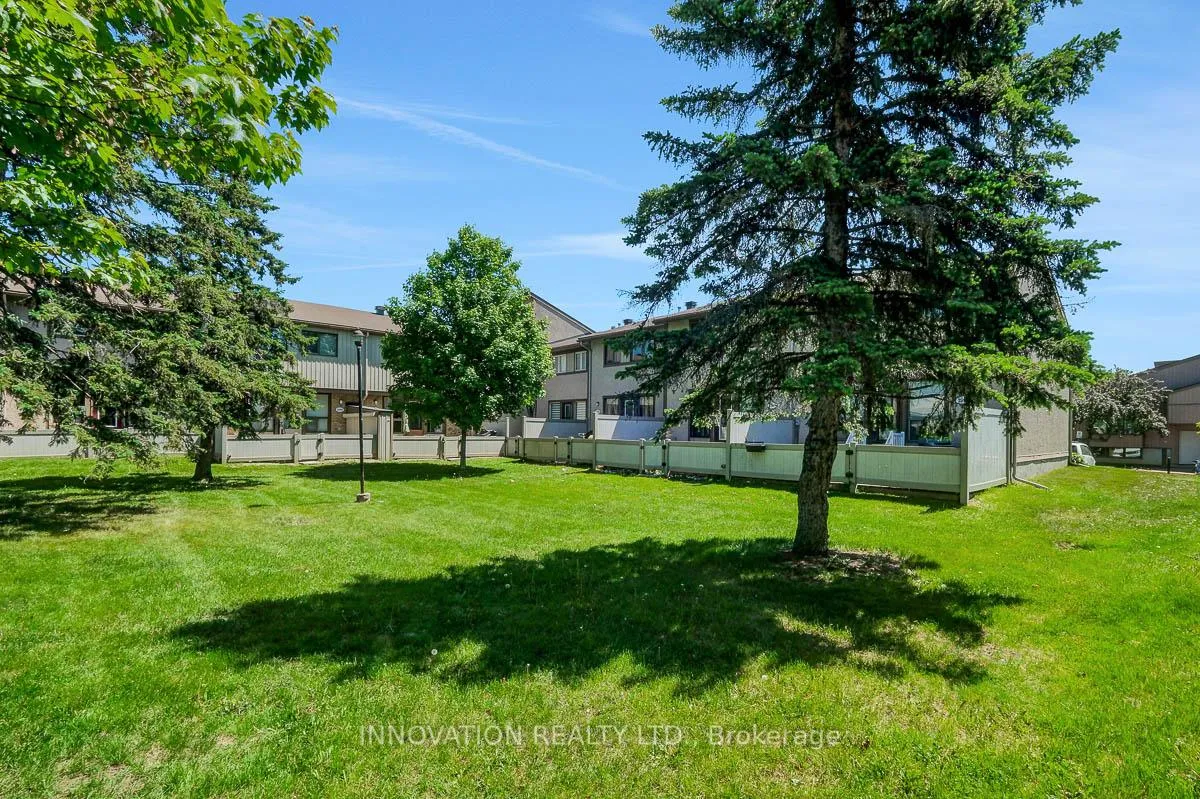 Photo 31 of 2113 Stonehenge Crescent, Ottawa, Pineview — HOMEH