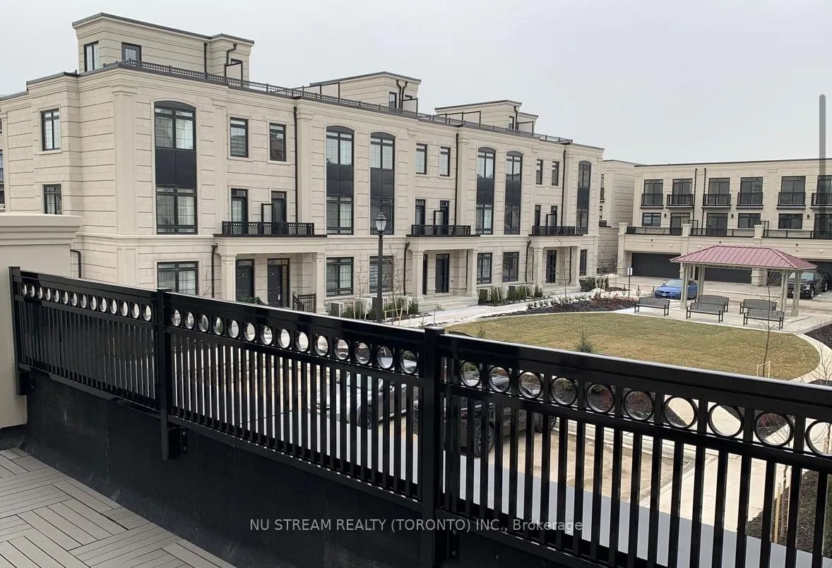 Photo 3 of 76 Village Parkway, Markham, Unionville — HOMEH