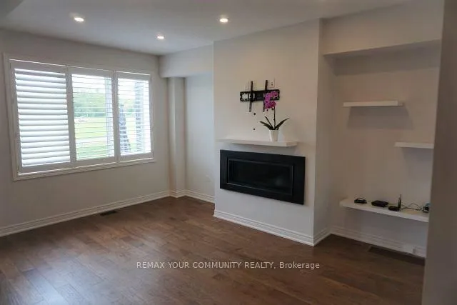 Photo 3 of 4297 East Avenue, Lincoln, Beamsville — HOMEH