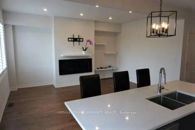 Photo 5 of 4297 East Avenue, Lincoln, Beamsville — HOMEH