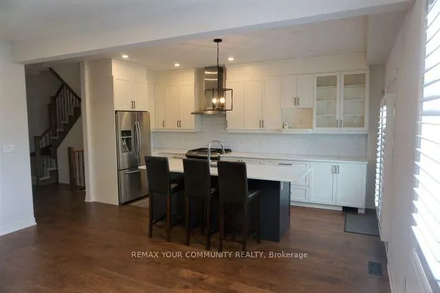 Photo 6 of 4297 East Avenue, Lincoln, Beamsville — HOMEH