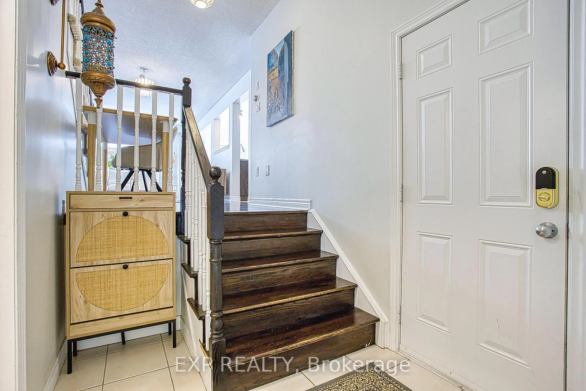 Photo 7 of Unit 2, 25 Ivybridge Drive, Hamilton, Lakeshore — HOMEH
