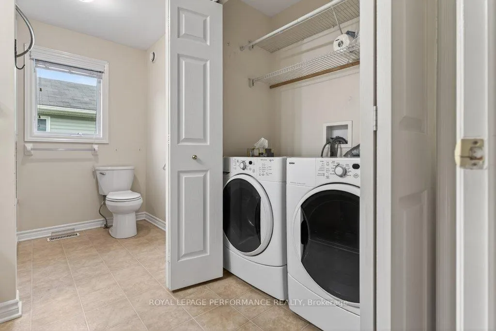 Photo 9 of 1008 Ada Barrington Private, Ottawa, Greely — HOMEH