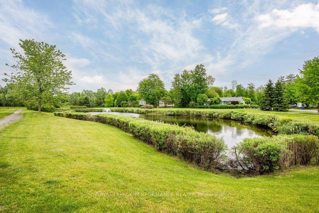 Photo 45 of 1008 Ada Barrington Private, Ottawa, Greely — HOMEH