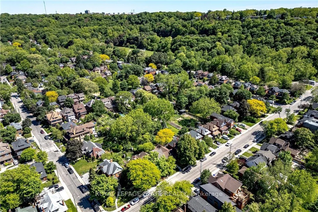 Photo 47 of 481 Dundurn Street S, Hamilton, Kirkendall — HOMEH