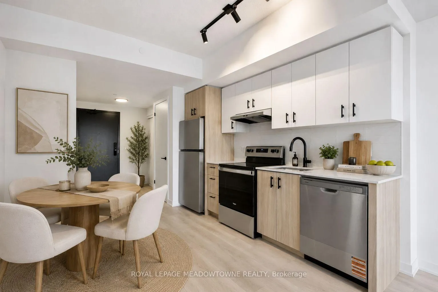 Photo 9 of Unit 1510D, 4878 Powers Common Boulevard, Burlington, Alton — HOMEH
