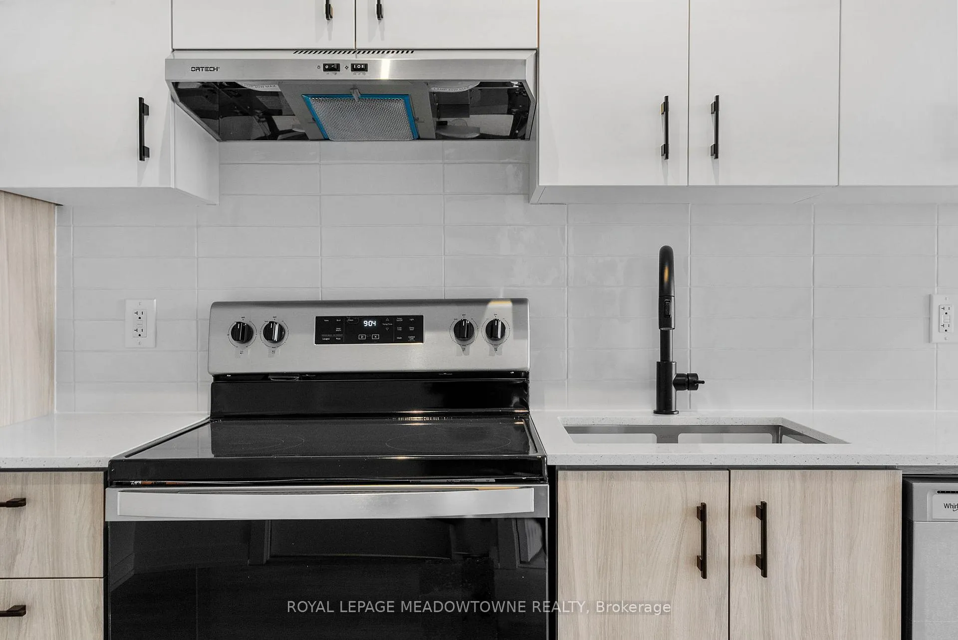 Photo 10 of Unit 1510D, 4878 Powers Common Boulevard, Burlington, Alton — HOMEH
